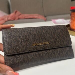 Tri-Fold MK Wallet